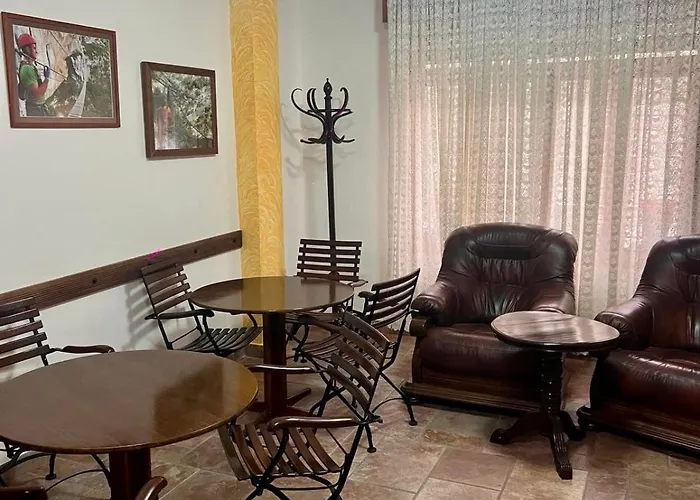 Гостевой дом Marisa Ла-Эрмида